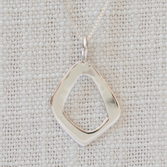Horizon Pendant