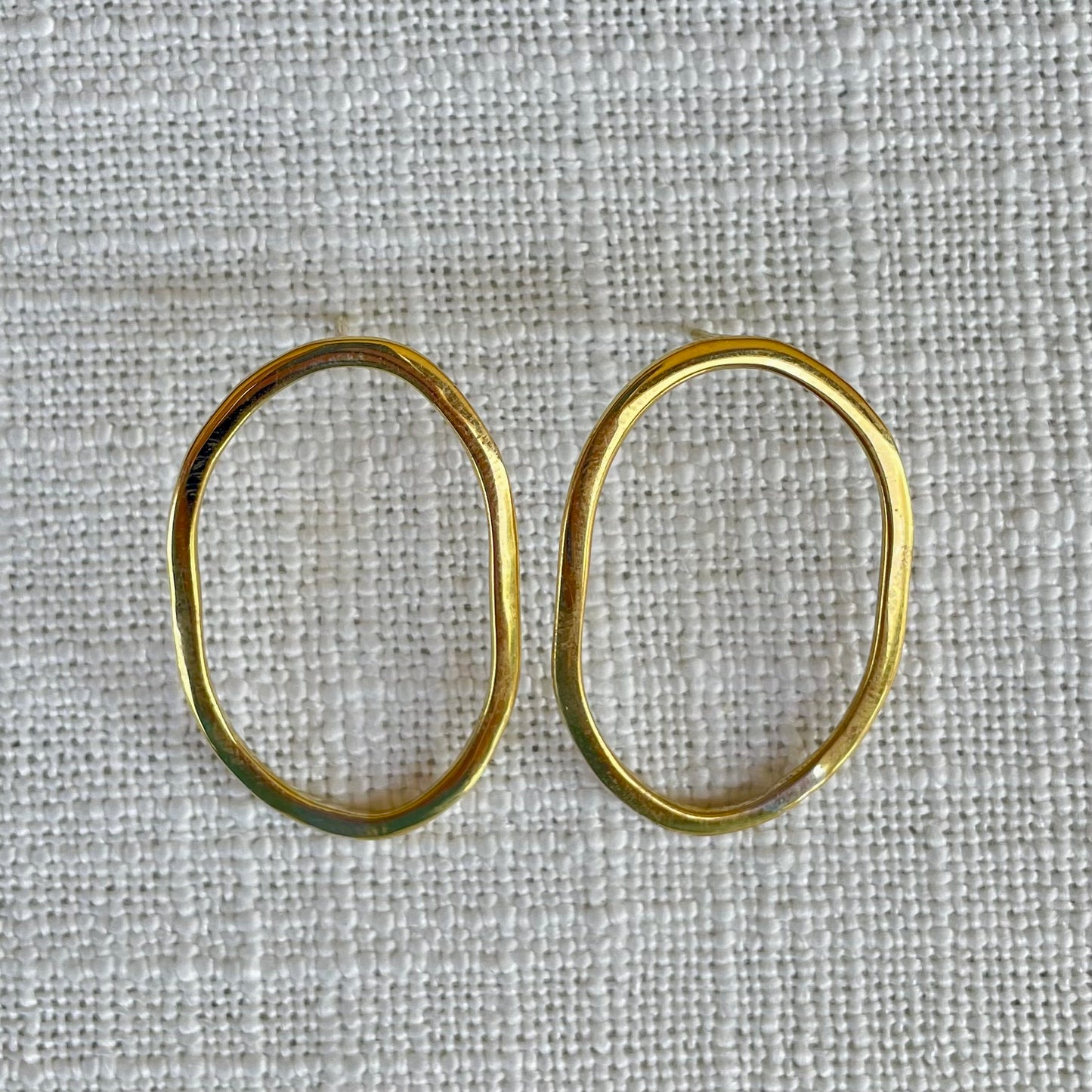 Silhouette Studs